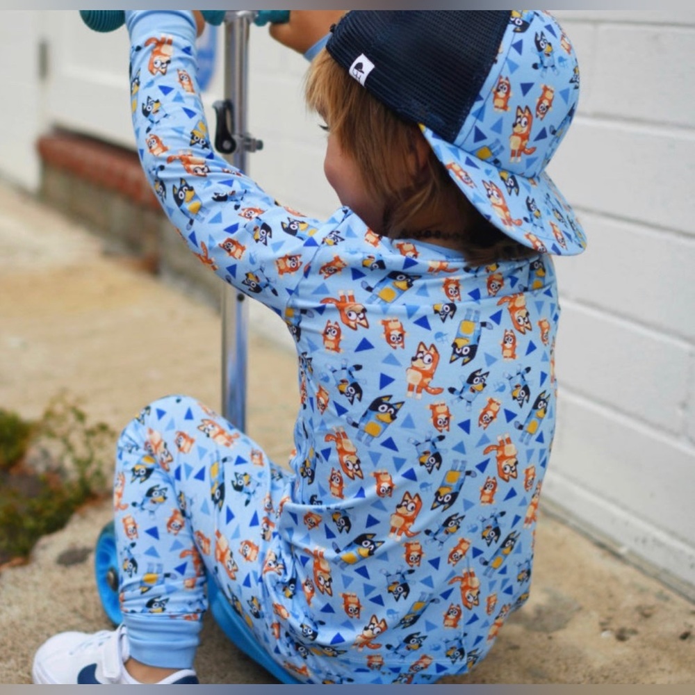 💥SOLD💥George hats Bluey bamboo set - Picture 5 of 5